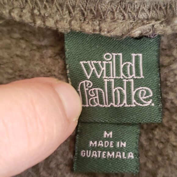 Wild Fable Hoodie Womens M Olive Green Cropped Sweatshirt Boxy Minimalist - Picture 2 of 5